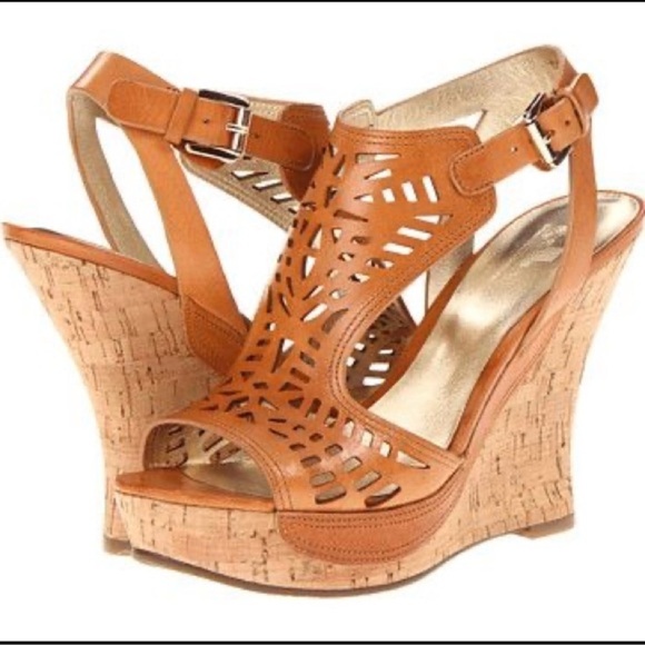 Like New - Belle by Sigerson Morrison Babita T Strap Sandals - size 8.5 - Picture 2 of 8